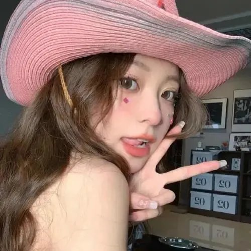 捡个少爷当赘婿，他每天都想亲亲我